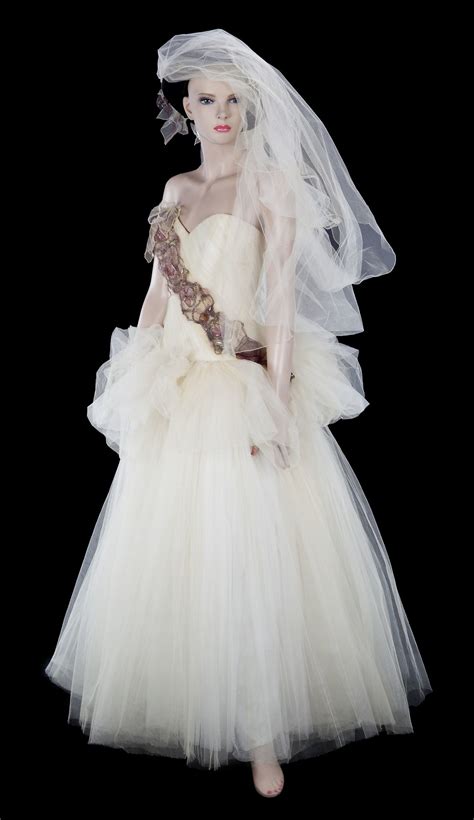 madonna wedding dresses